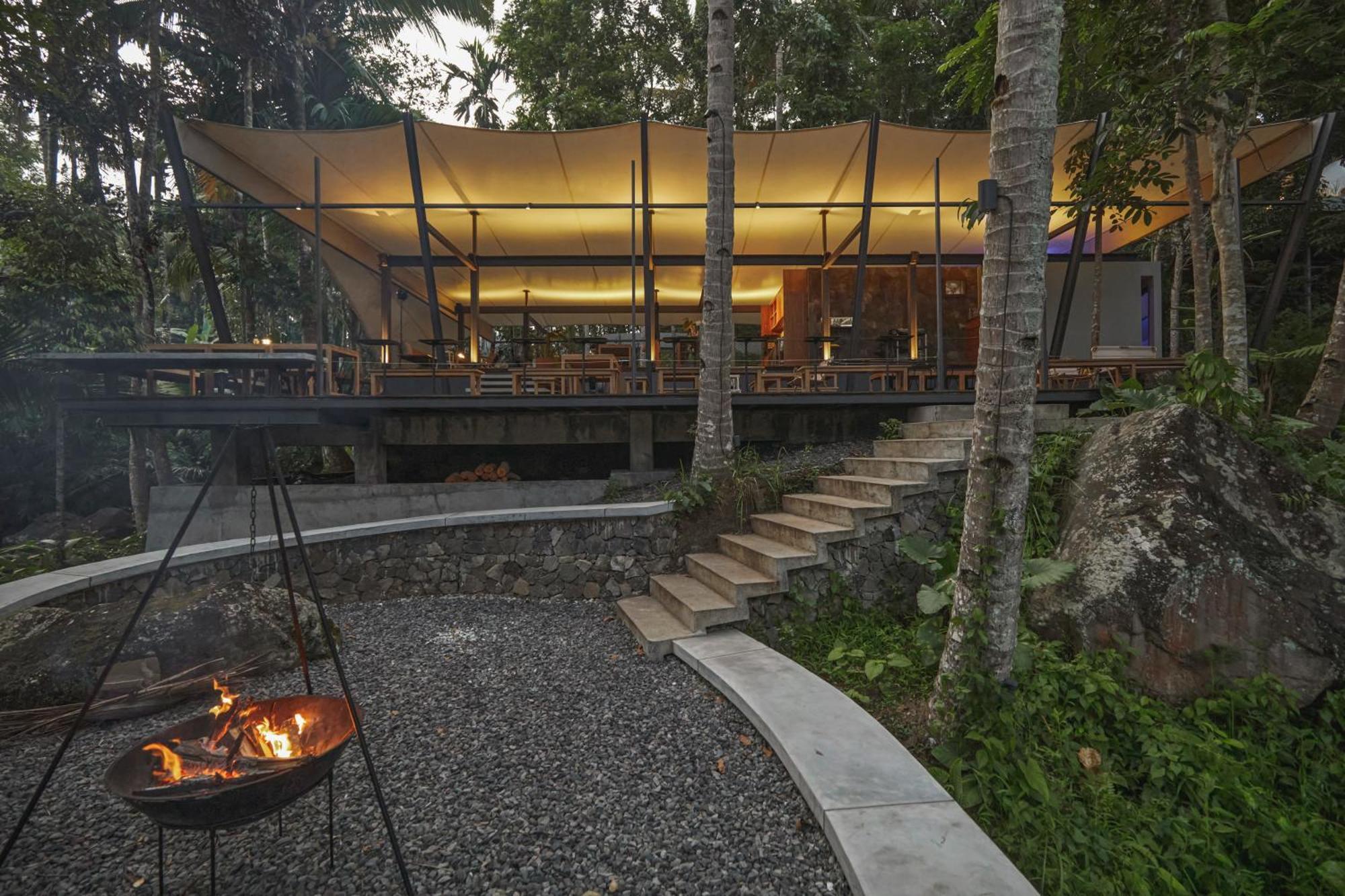 Lintang Luku Tent Resort Ijen, Banyuwangi Banyuwangi (East Java) Exterior foto